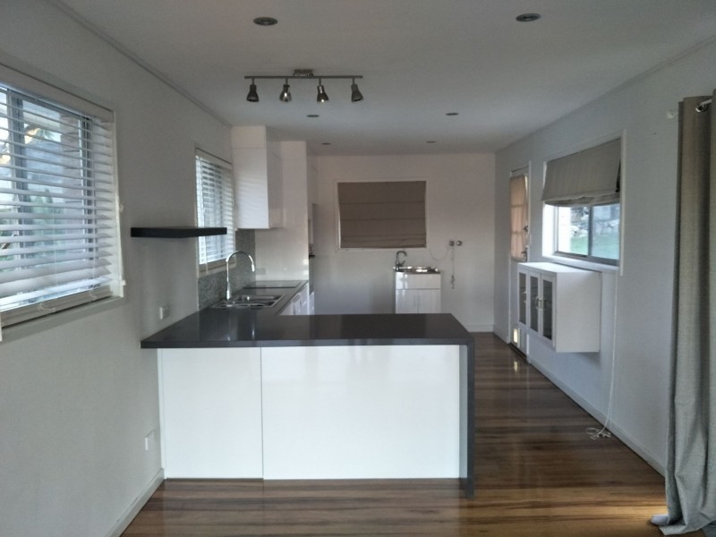 138 Fegen Drive, Moorooka QLD 4105