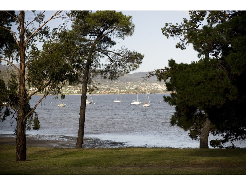 6 Bell Street, New Town TAS 7008