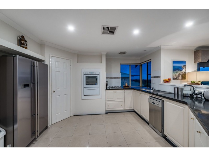 126 Oceanside Promenade, Mullaloo WA 6027