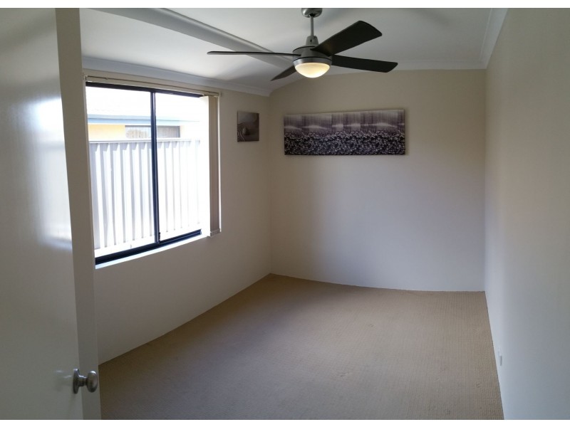 Wattle Grove WA 6107