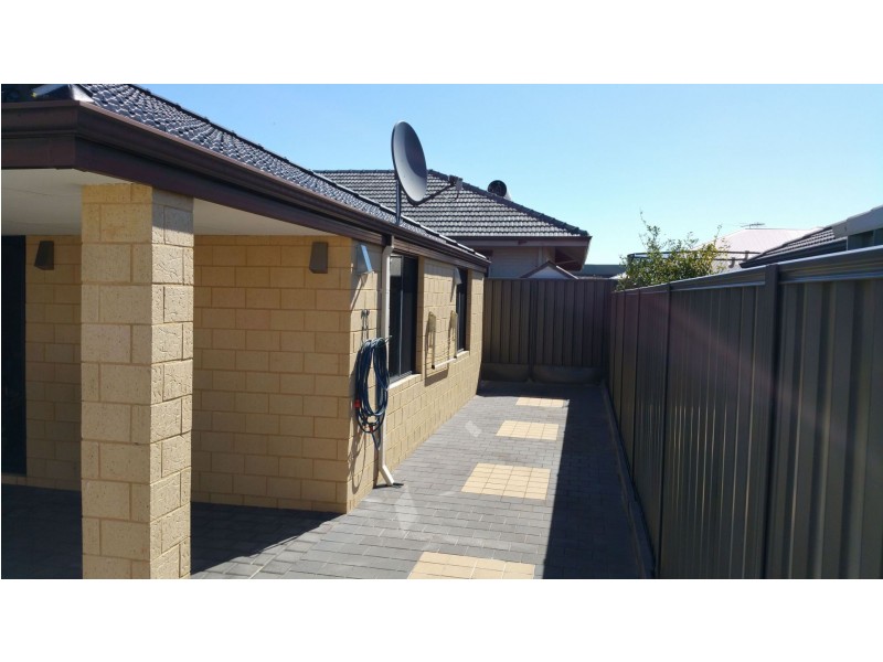 Wattle Grove WA 6107