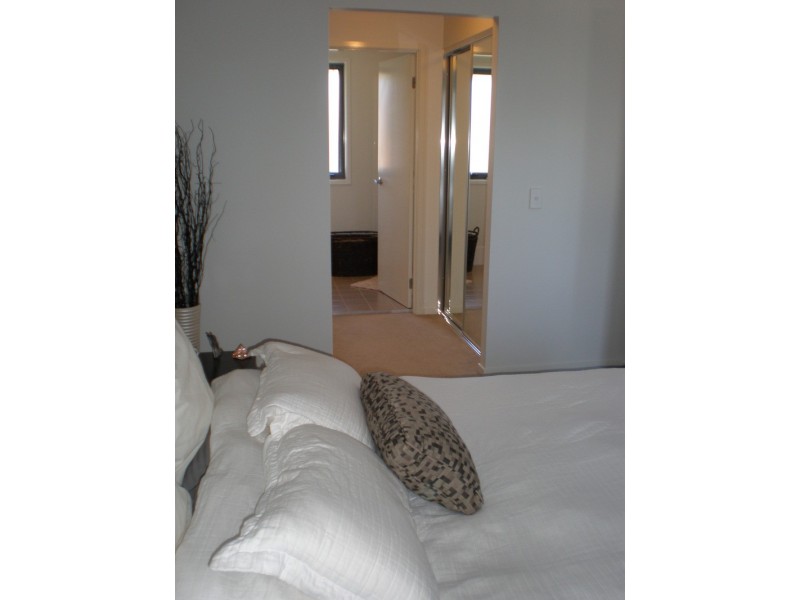 14 Greenwood Close, Hammondville NSW 2170