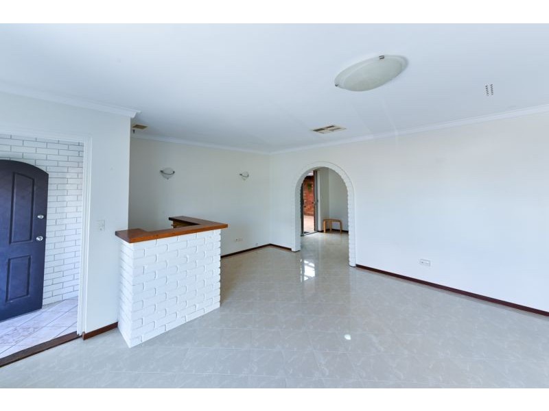 5B Gemmel Way, Hillarys WA 6025