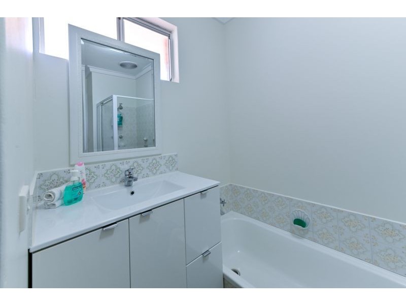 5B Gemmel Way, Hillarys WA 6025