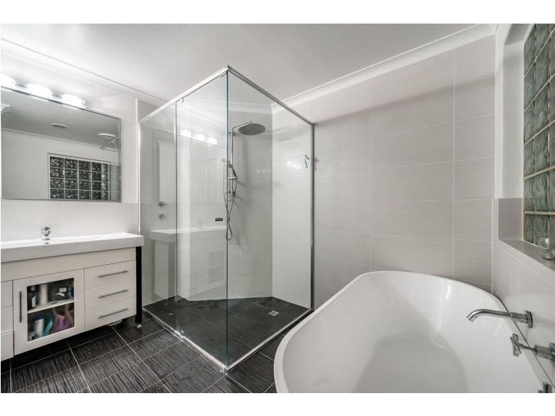 126 Oceanside Promenade, Mullaloo WA 6027