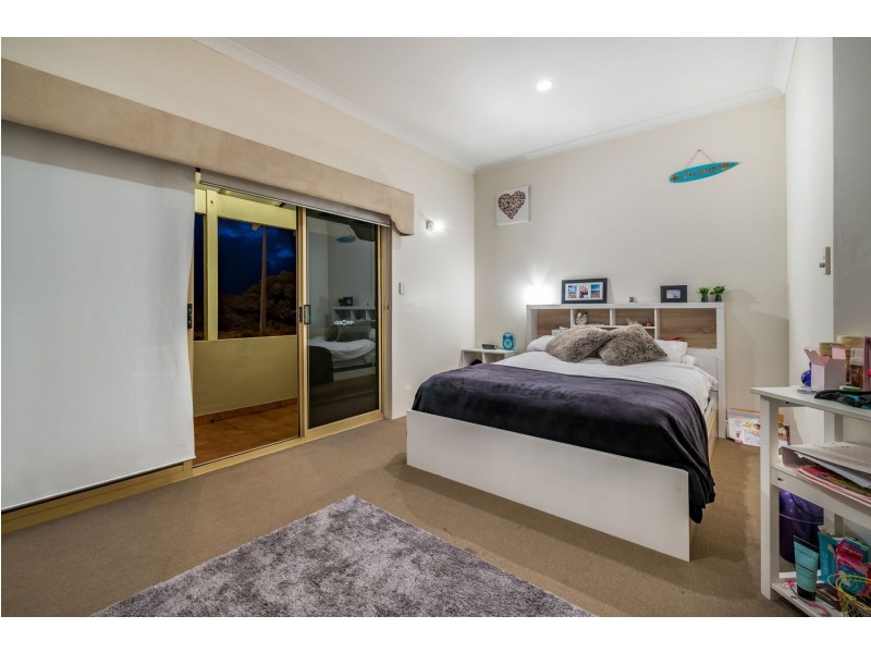 126 Oceanside Promenade, Mullaloo WA 6027