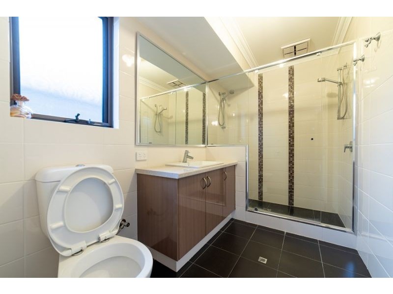 6 Ontario Grove, Success WA 6164