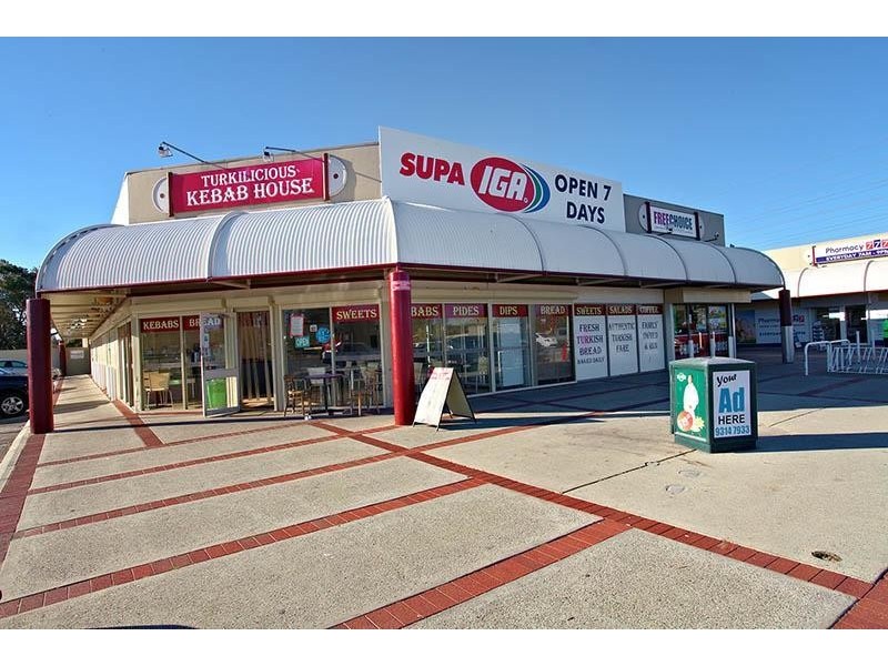 104 Bolderwood Drive, South Lake WA 6164