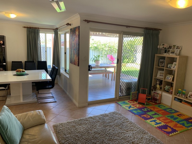 19 Donar St, Innaloo WA 6018