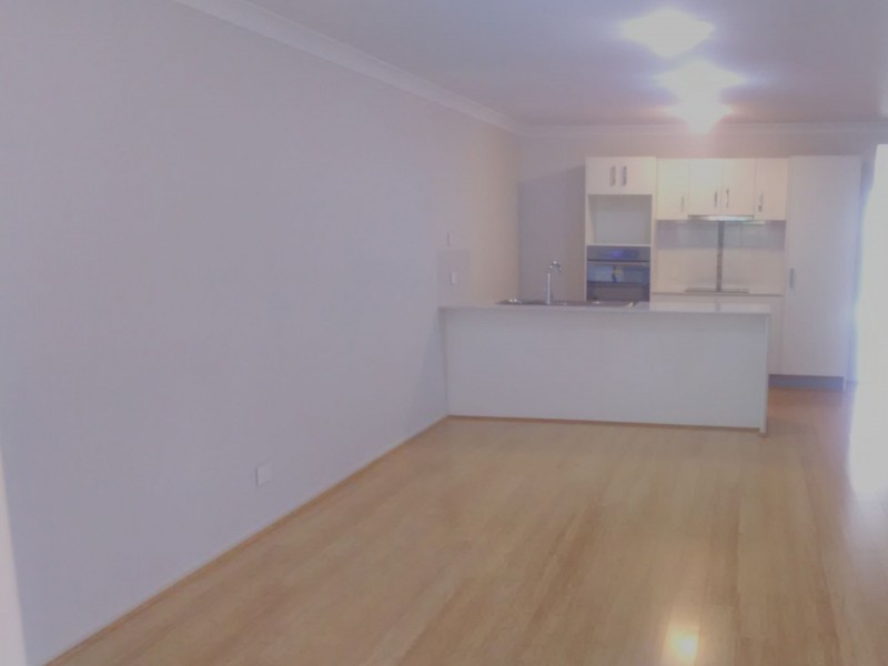 1/3 Edward St, One Mile QLD 4305