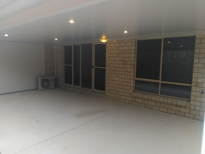 1/3 Edward St, One Mile QLD 4305