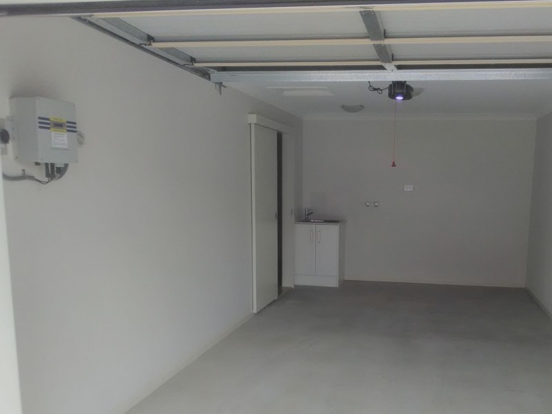 1/3 Edward St, One Mile QLD 4305