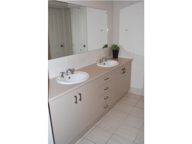 1 Southbury Rd, Enfield SA 5085