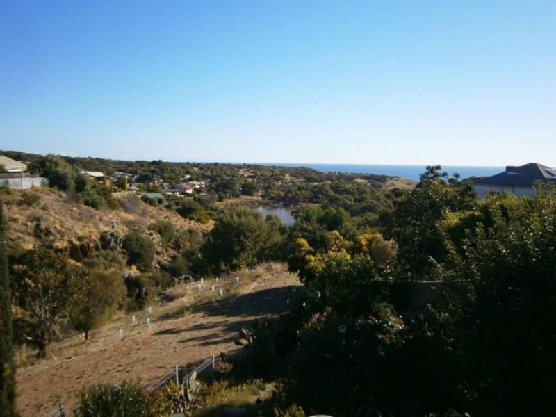 11 Drugal Court, Hallett Cove SA 5158