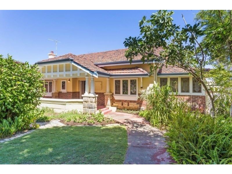 47 Alexander Road, Dalkeith WA 6009