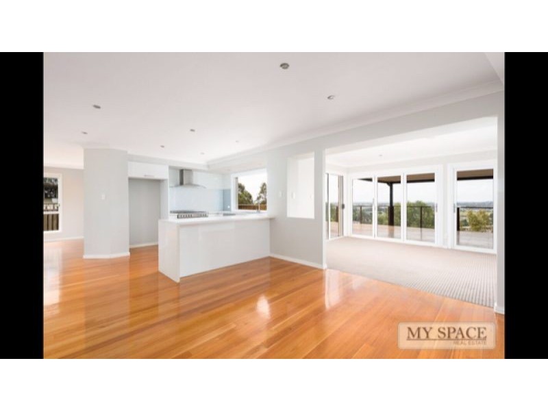 62 Minerva Court, Eatons Hill QLD 4037