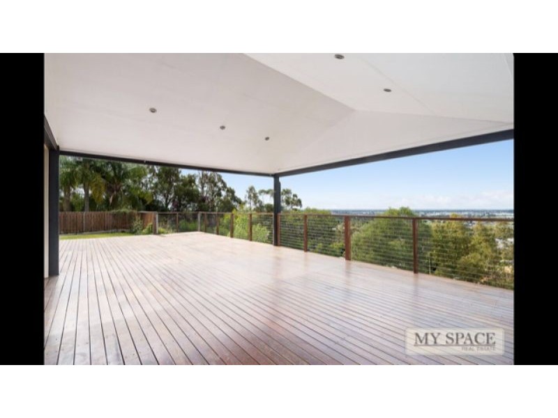 62 Minerva Court, Eatons Hill QLD 4037