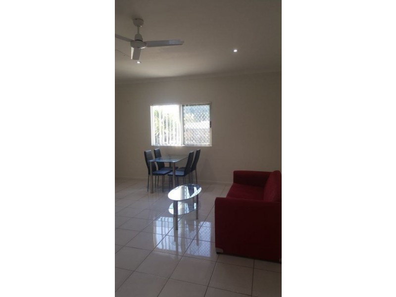 2/21 Denmans Camp Rd, Scarness QLD 4655