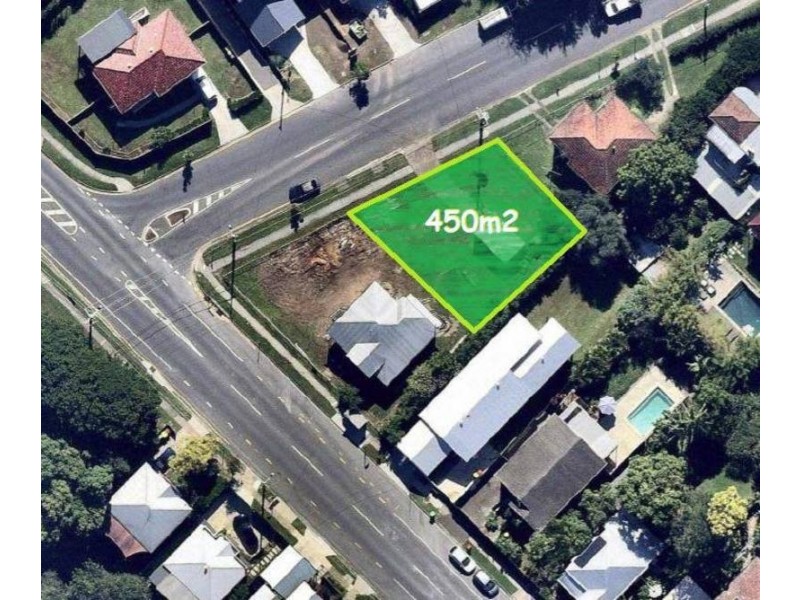 242 Fletcher Parade, Bardon QLD 4065
