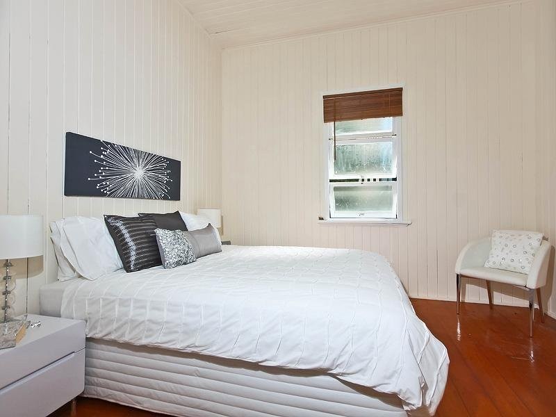 4 Geelong Street, East Brisbane QLD 4169