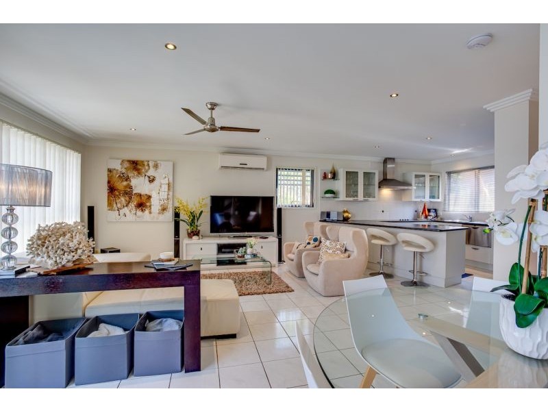 4/5 Taylor Street, Biggera Waters QLD 4216