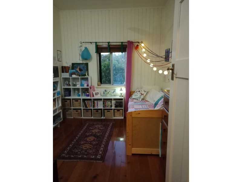 8 McVeigh Street, Kepnock QLD 4670