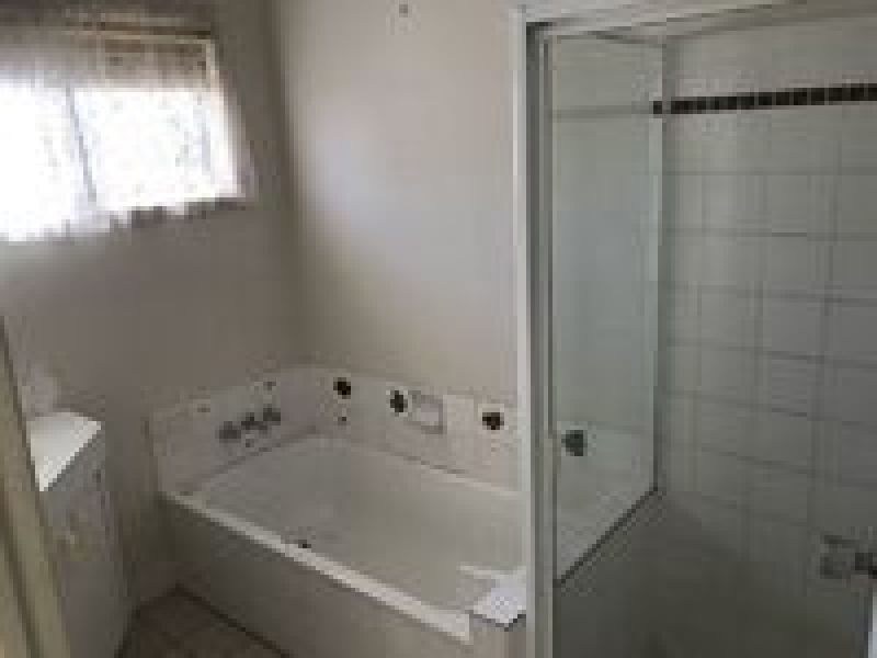 2 Tygum Rd, Waterford West QLD 4133