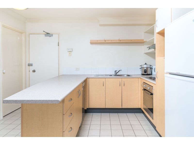 65/300 Sir Fred Schonell Drive, St Lucia QLD 4067