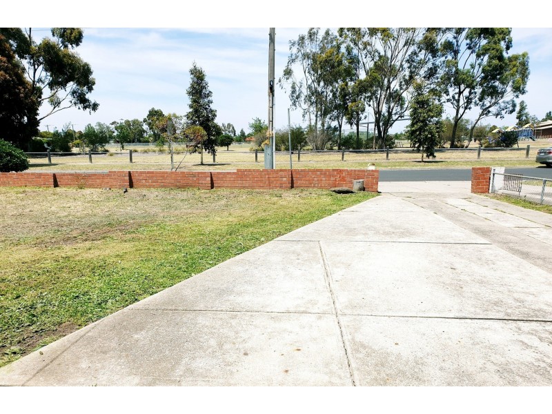 30 Almurta Avenue, Coolaroo VIC 3048
