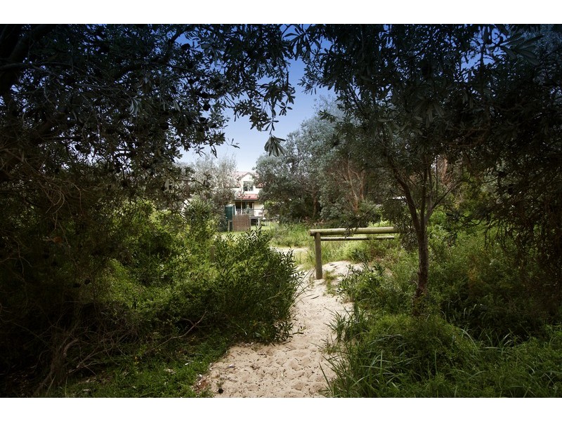 14 Finisterre Drive, The Honeysuckles VIC 3851
