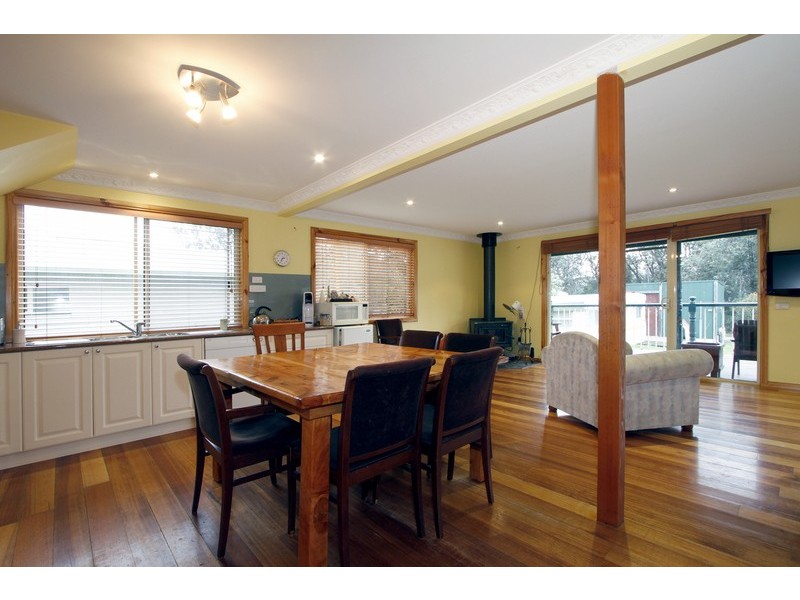 14 Finisterre Drive, The Honeysuckles VIC 3851