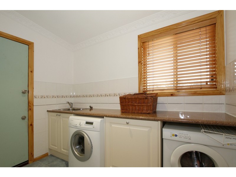 14 Finisterre Drive, The Honeysuckles VIC 3851