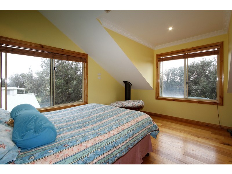 14 Finisterre Drive, The Honeysuckles VIC 3851