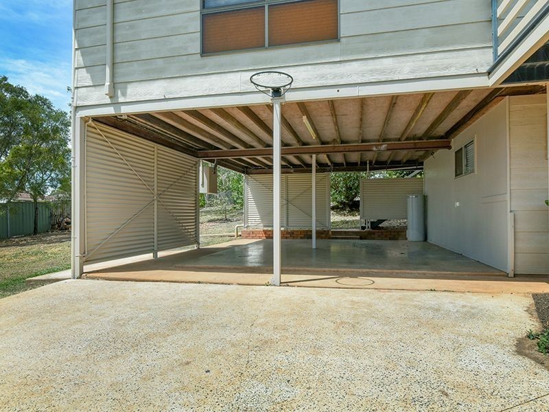 16 Hoey St, Kearneys Spring QLD 4350