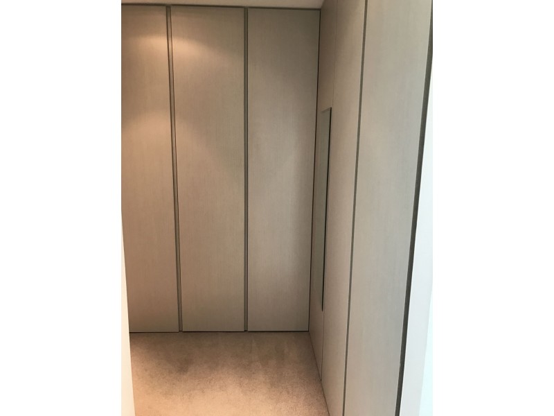 246/8 Waterside Place, Docklands VIC 3008