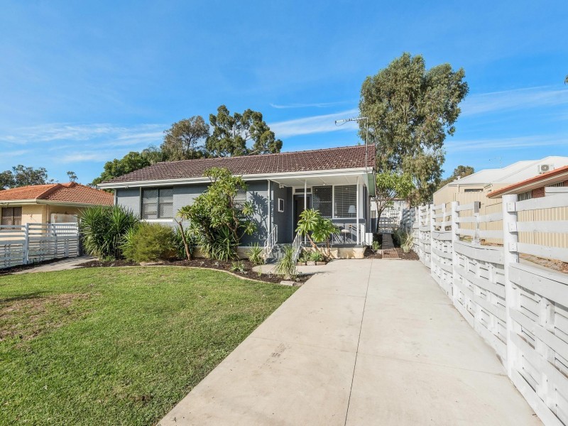 19 Bradley Way, Lockridge WA 6054