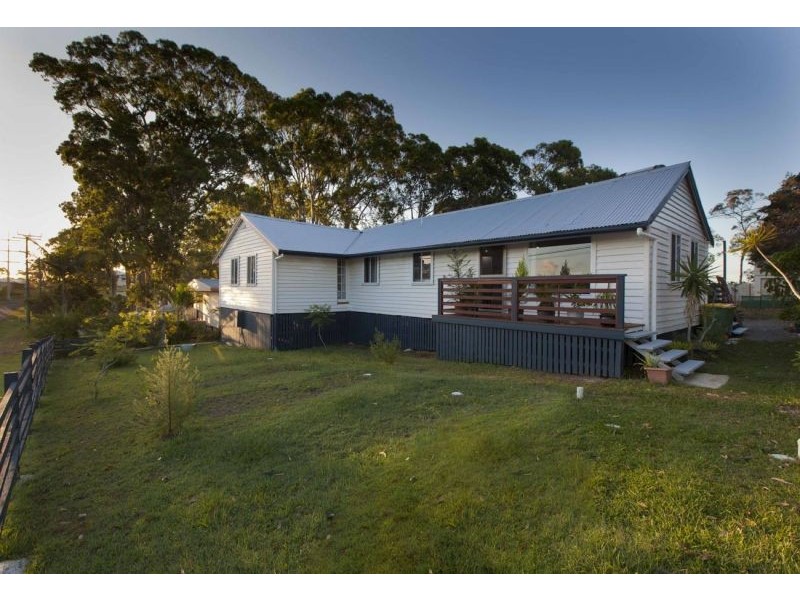 177 Canaipa Point Dve, Russell Island QLD 4184