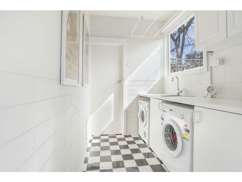 16 Tennyson St, Kensington VIC 3031