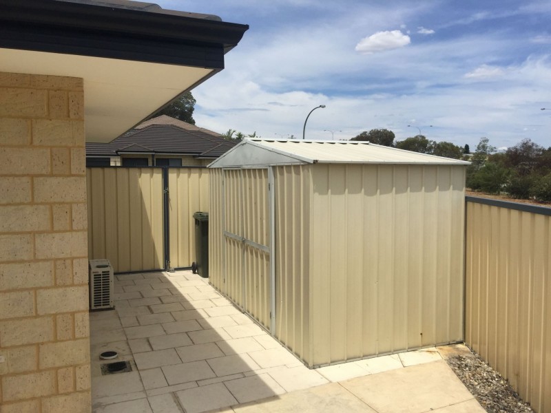 1 Verdello way, Pearsall WA 6065