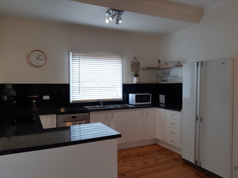 1 McMasters Rd, Woy Woy NSW 2256