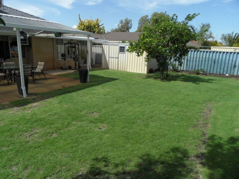 8 Arches Loop, Ballajura WA 6066
