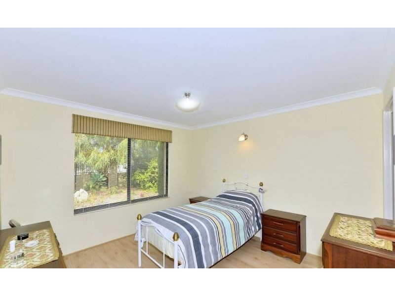 5 Eglinton Terrance, Dudley Park WA 6210