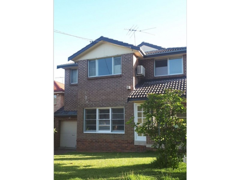 15 Ralph Street, Westmead NSW 2145