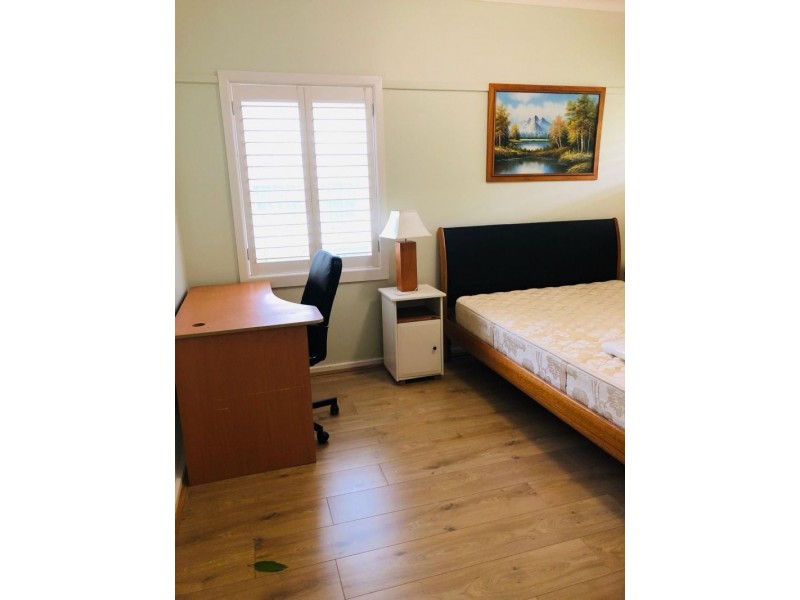 15 Ralph Street, Westmead NSW 2145