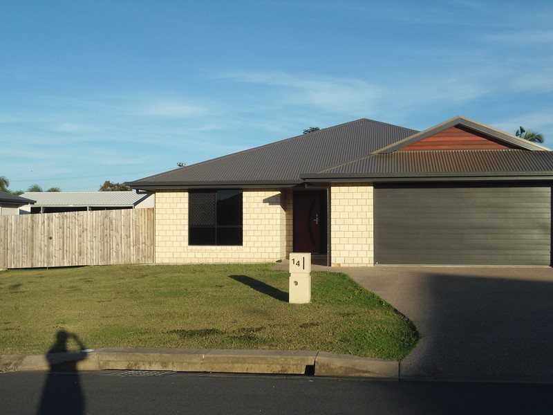 14 Pacific Avenue, Sarina QLD 4737