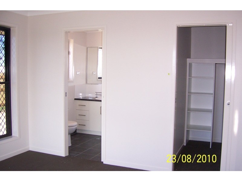 14 Pacific Avenue, Sarina QLD 4737