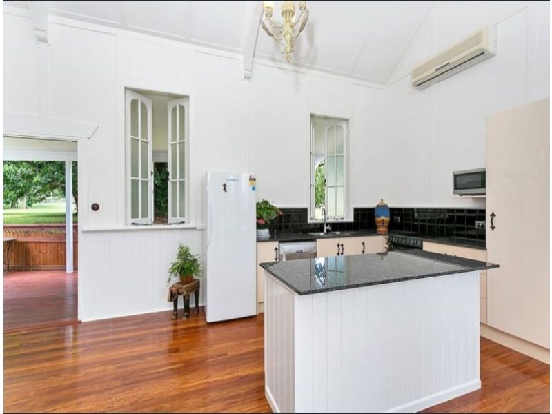 93 Old Smithfield Road, Freshwater QLD 4870