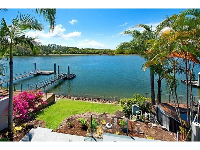 7110 Marine Drive East, Hope Island QLD 4212