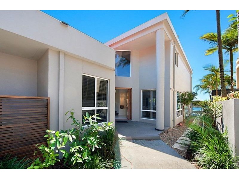 7110 Marine Drive East, Hope Island QLD 4212