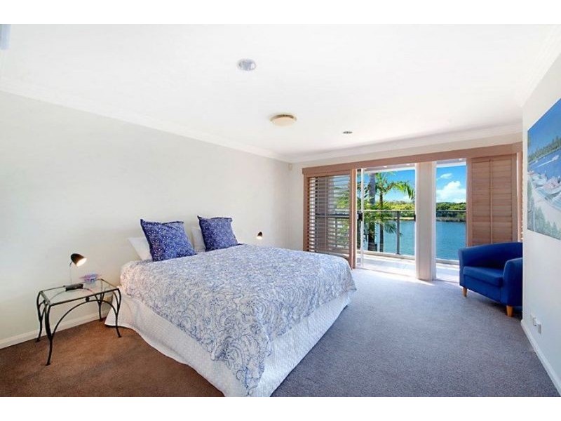 7110 Marine Drive East, Hope Island QLD 4212